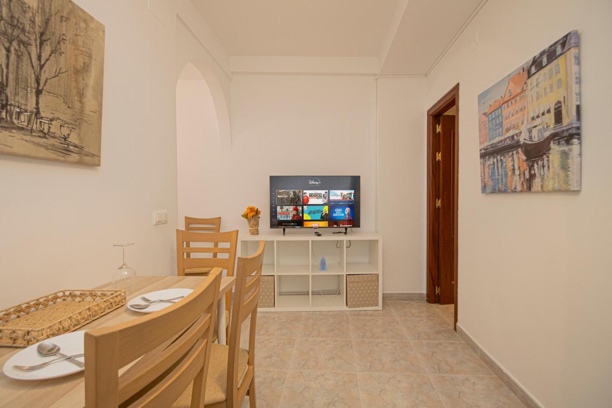 3 Bedroom In The Heart Of Triana Appartement *