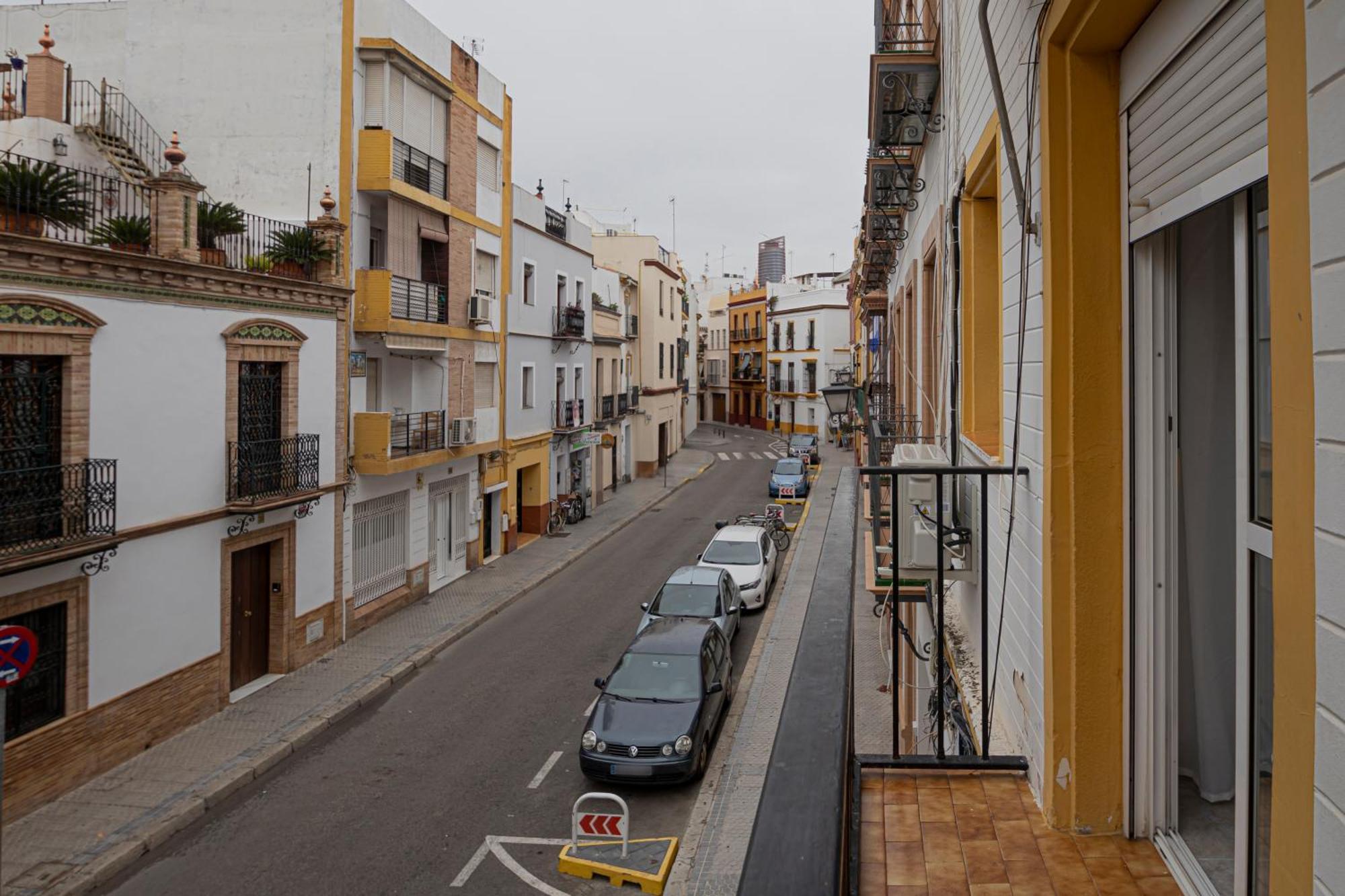 3 Bedroom In The Heart Of Triana Appartement
